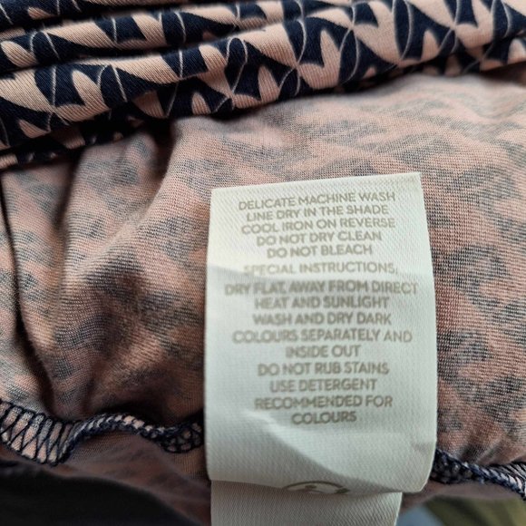 Boden Pink n Blue Geometric Blouse Size 4 - Picture 9 of 10